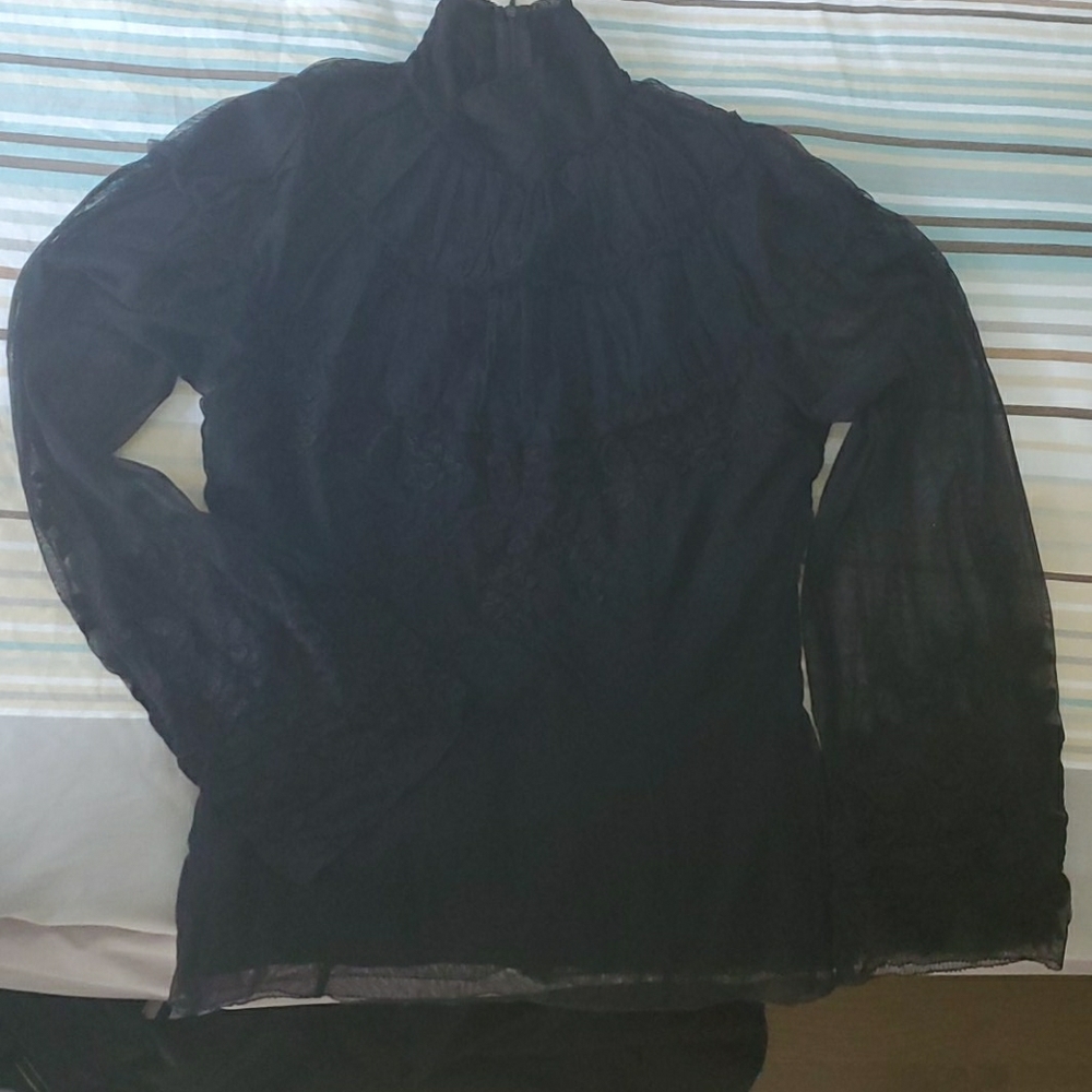 Catherine Maladrino top